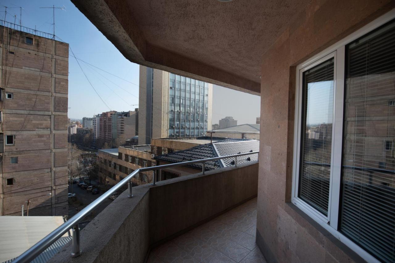 Ris Central Apartments Erivan Dış mekan fotoğraf
